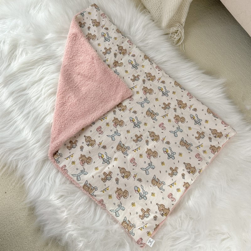 Adorable Pet Blanket With Pillow - DeKove