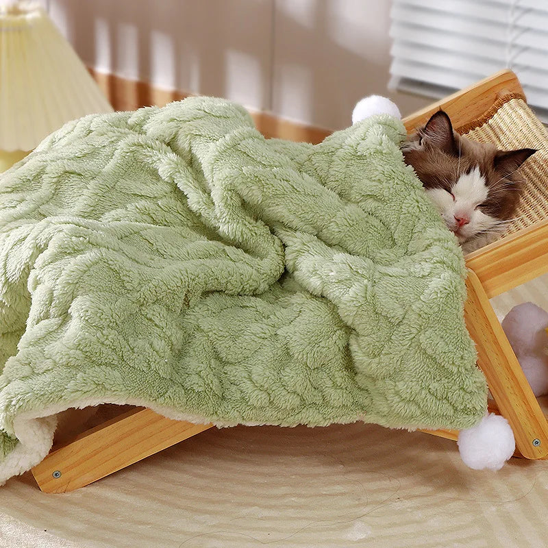 Cute Cat Warm Flannel Green Blanket - DeKove