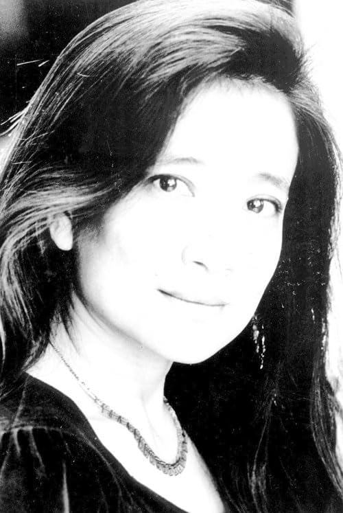 Wild Swans: Three Daughters of China – One of the Sunday Times Top 100 Bestselling Books of the Past 50 Years - DeKove