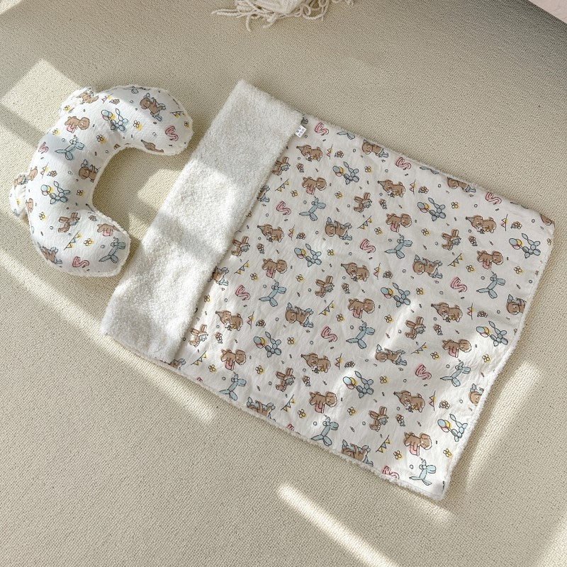 Adorable Pet Blanket With Pillow - DeKove